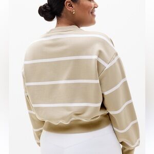 Athleta NWOT cropped sweatshirt